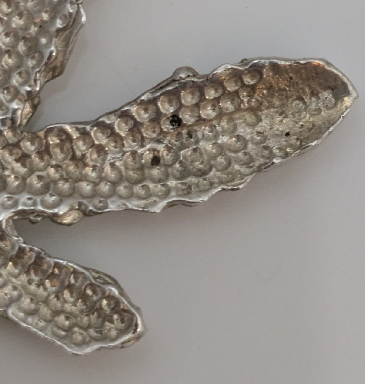 .925 Sterling Silver Marijuana Diamond Cut Pendant / Charm Weed Cannabis Pot