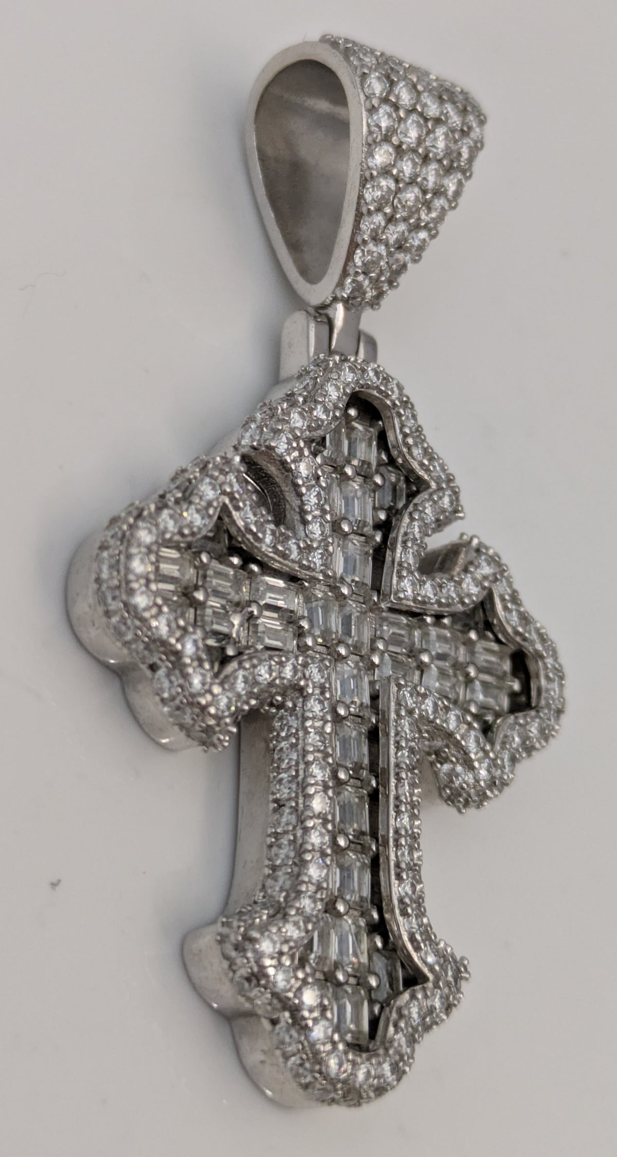 925 Sterling Silver Moissanite Cross Gothic Pendant / Charm Baquette Iced Bling